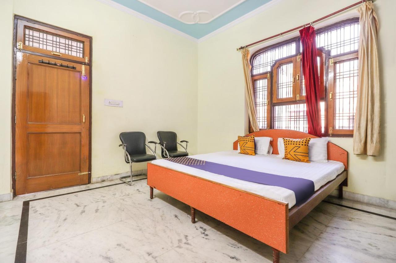 Отель Spot On 70311 Rangoli Palace Лакхнау Экстерьер фото